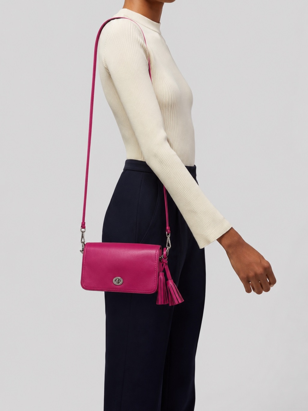 Coach Legacy Penelope shoulder bag in Fuchsia w/matching Skinny Mini ID Case